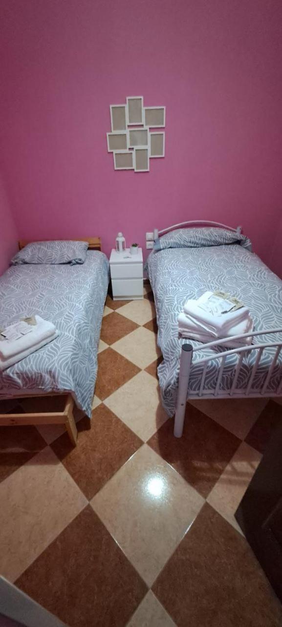 Patio Andalusi Junto A La Vina Apartment Кадис Екстериор снимка