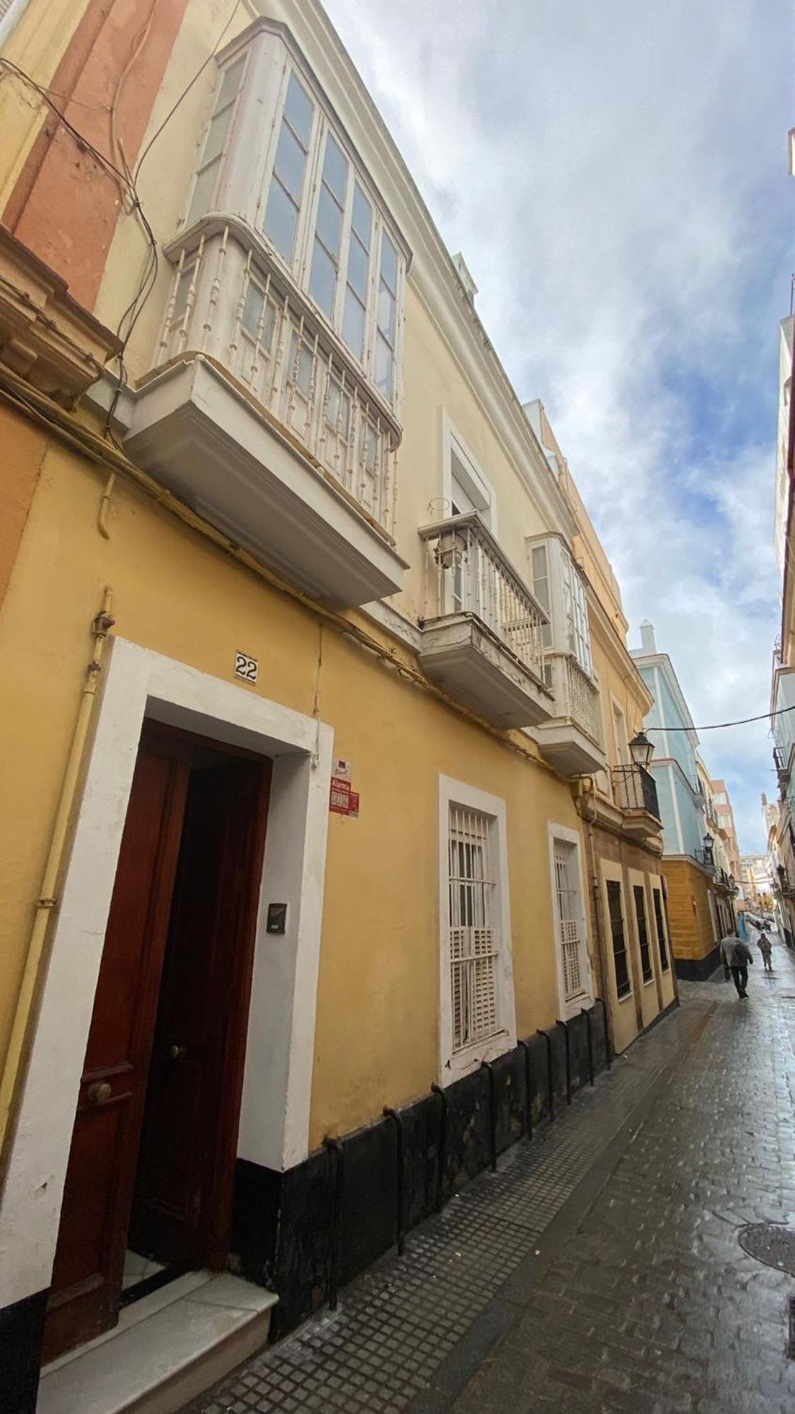 Patio Andalusi Junto A La Vina Apartment Кадис Екстериор снимка